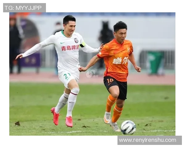 足球明星职业生涯揭秘:从青训到巅峰的奋斗历程与荣耀时刻